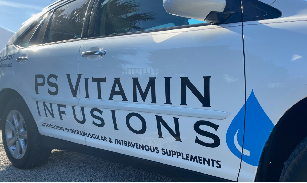 Palm Springs Vitamins Infusions logo