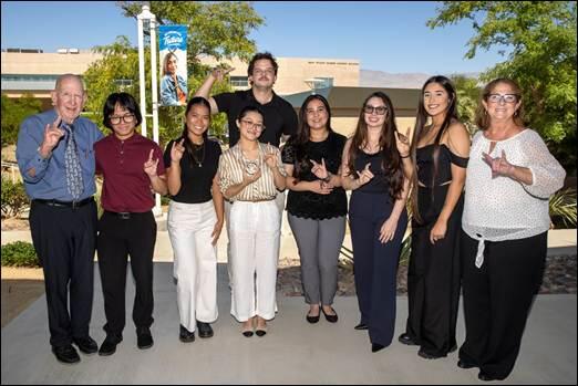 Celebrating Excellence: 2025-26 Rogers Scholars Honored at CSUSB Palm Desert Campus