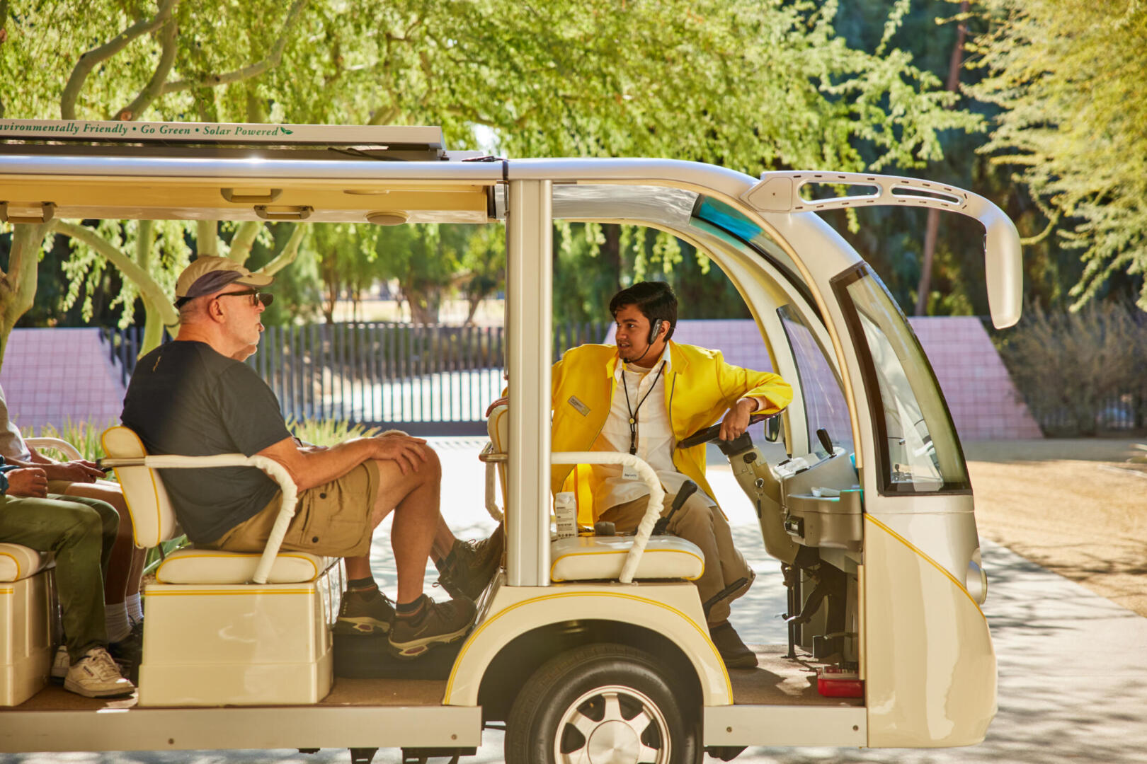 Sunnylands Hiring College Students as Tour Guides for 2026-27 Season